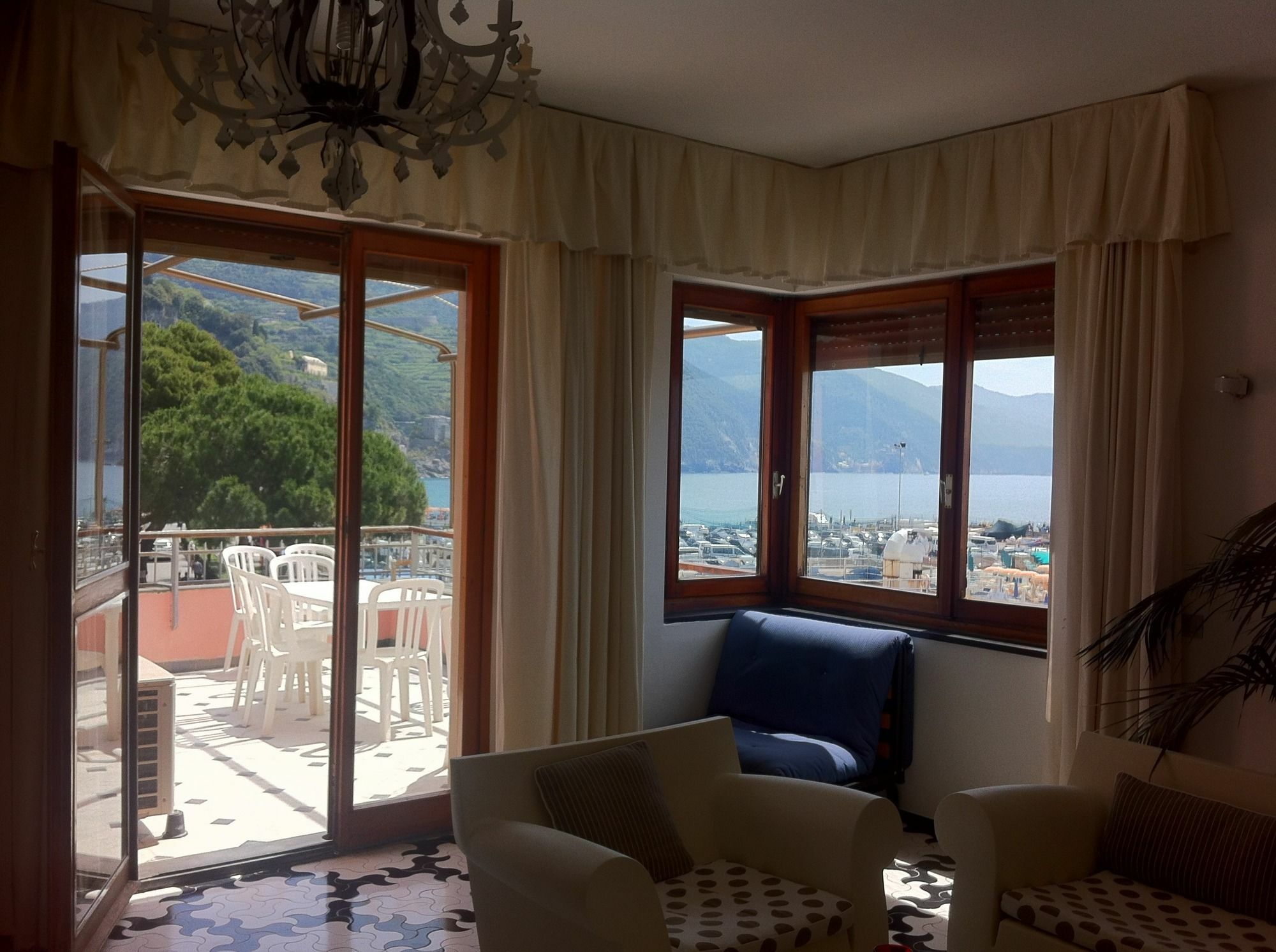 Affittacamere Lo Scoglio Monterosso al Mare Exteriér fotografie